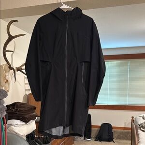 Lululemon Athletica Hooded Black Rain Jacket